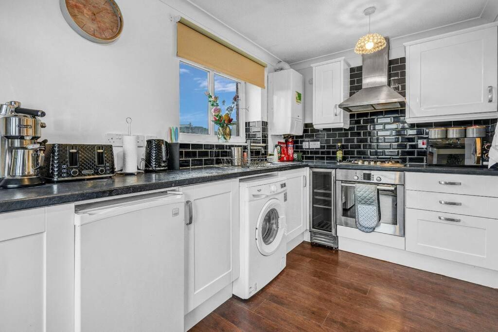 2 Bedroom Apartment On South Beach Road, Ayr Exteriér fotografie